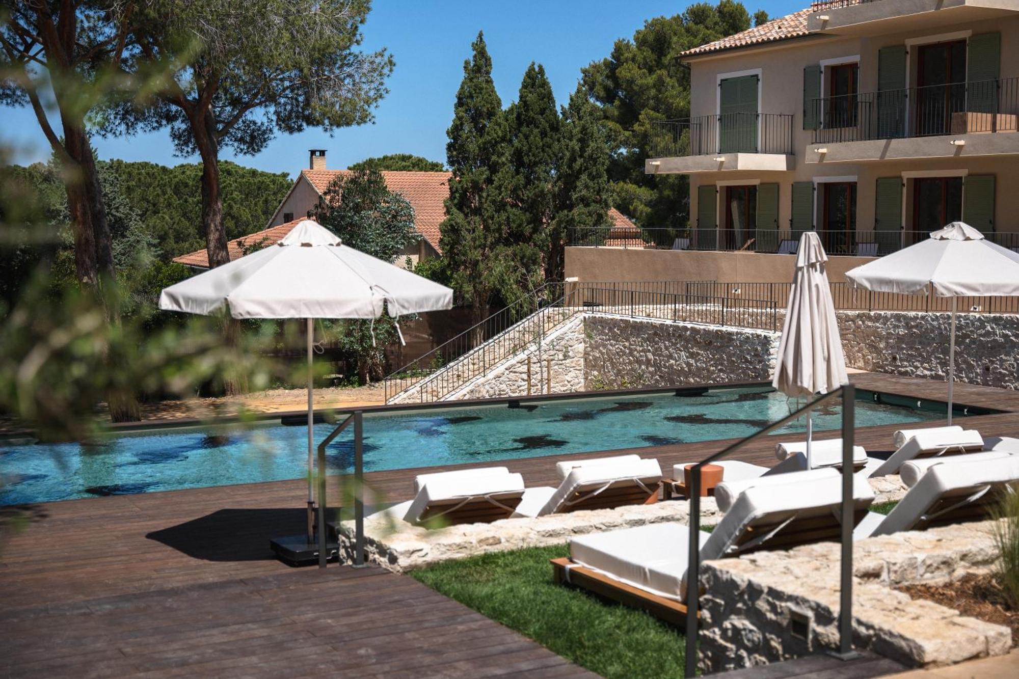 Boutique Hotel Responsable Et Restaurant Basgi Basgi Saint-Florent  Exteriér fotografie