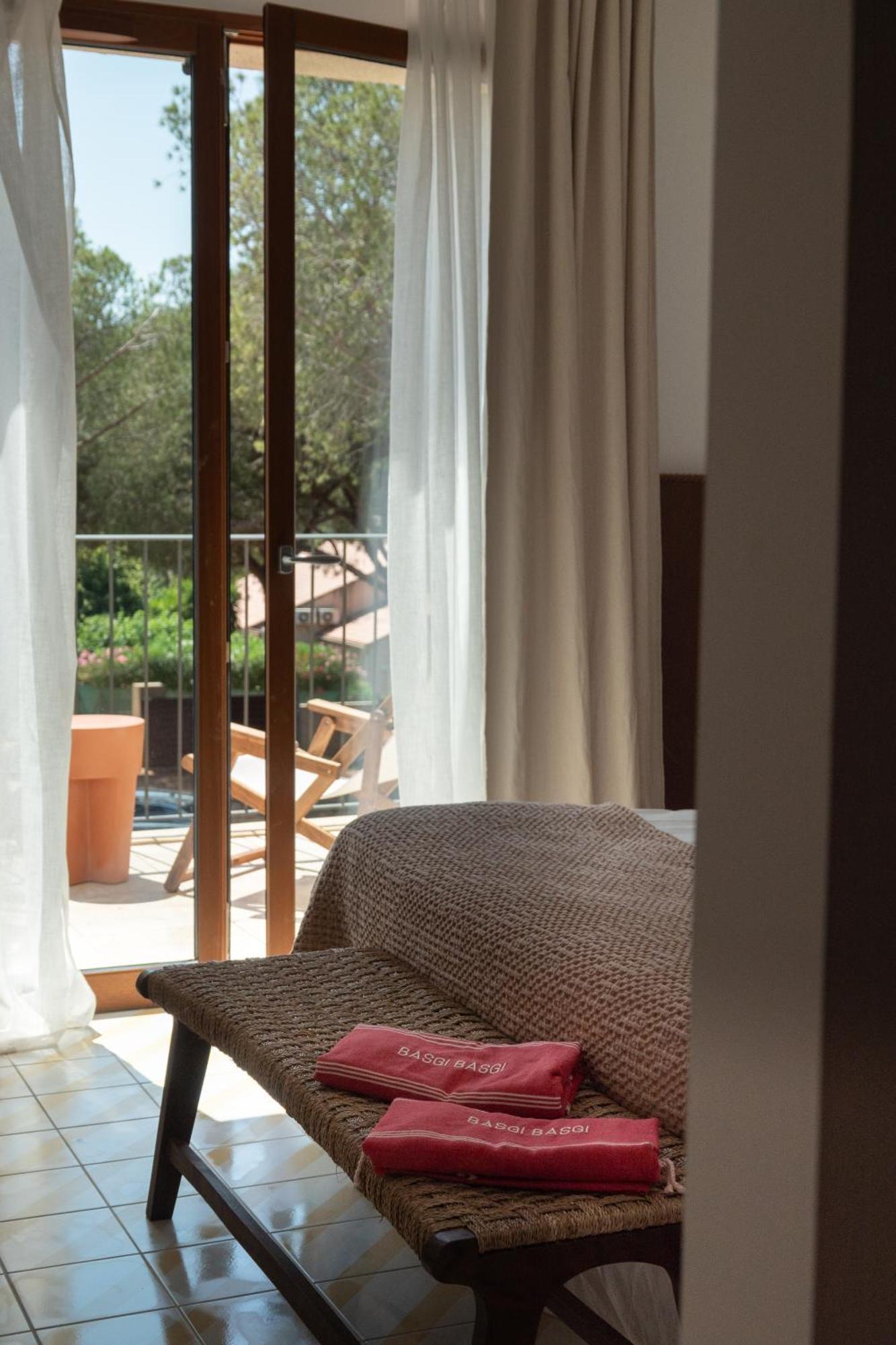 Boutique Hotel Responsable Et Restaurant Basgi Basgi Saint-Florent  Exteriér fotografie